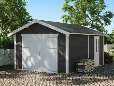 stor garage i træ