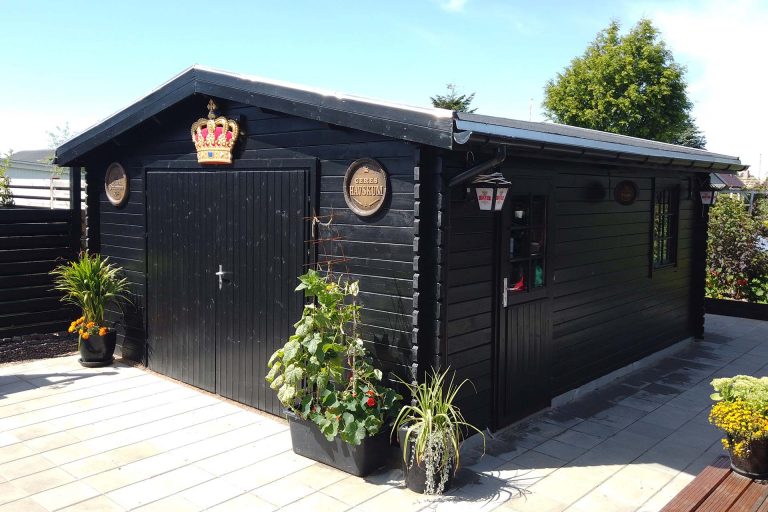 Garage 470 som gør det selv værksted fra solundhuse.dk