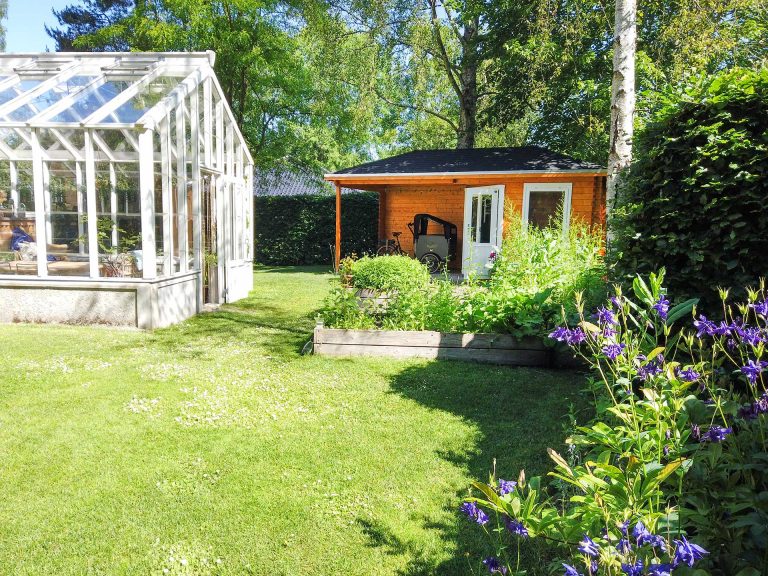 samle selv pavillon med halvtag i træ fra www.sølundhuse.dk