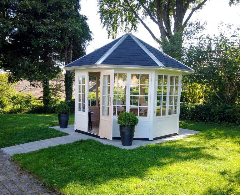 Magrethe pavillon er inspiration til haven se mere hos Sølund Huse