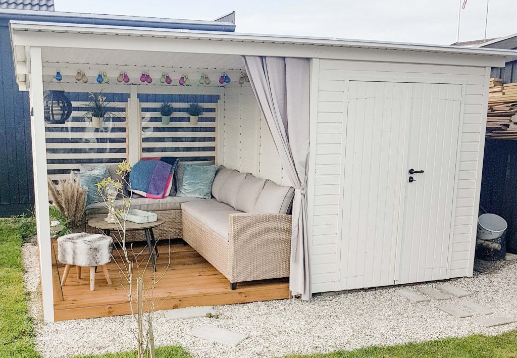 9,6 M² KASPER - LOUNGE & SKUR | prisbilligt skur i træ