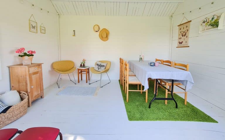 Anneks eller havehus med højt til loftet fra Sølund